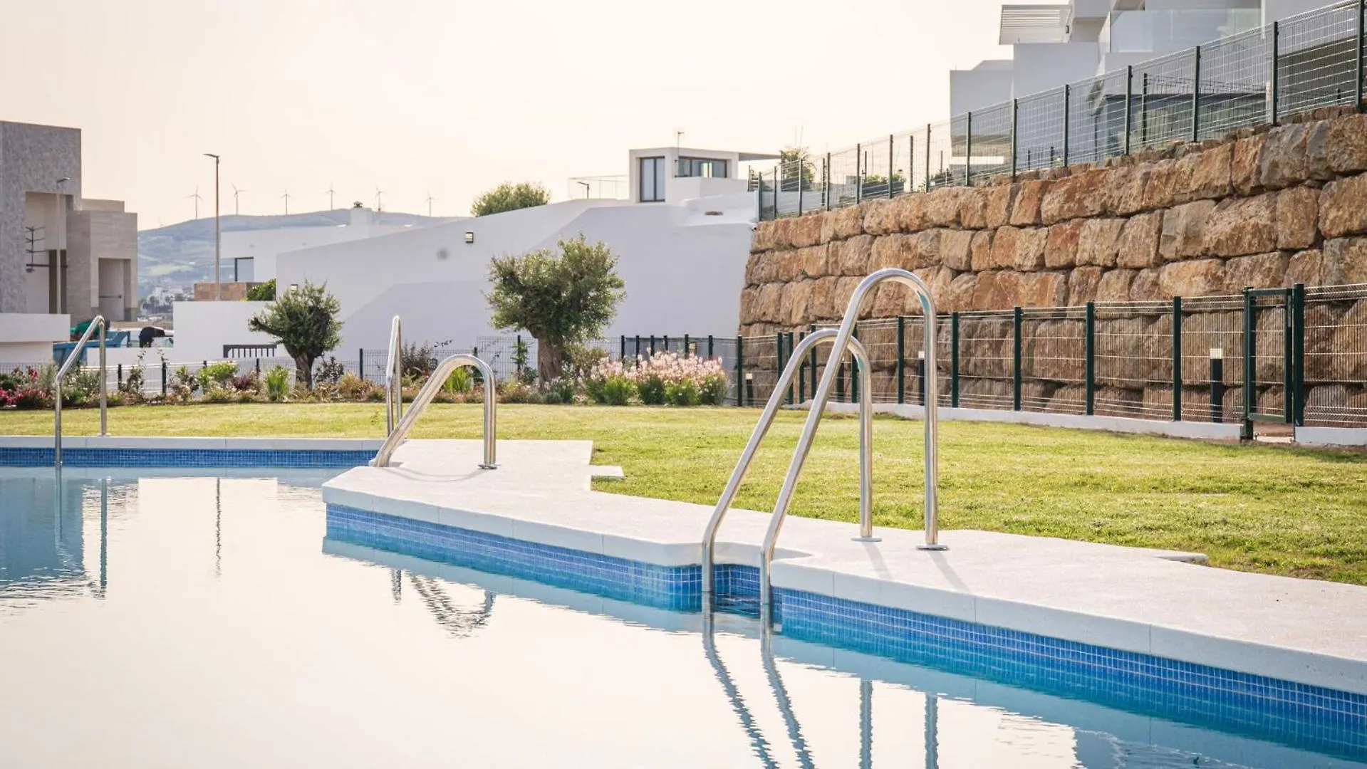 Modern Two-Bedroom Coastal Retreat With Panoramic Sea Views To Africa Estepona